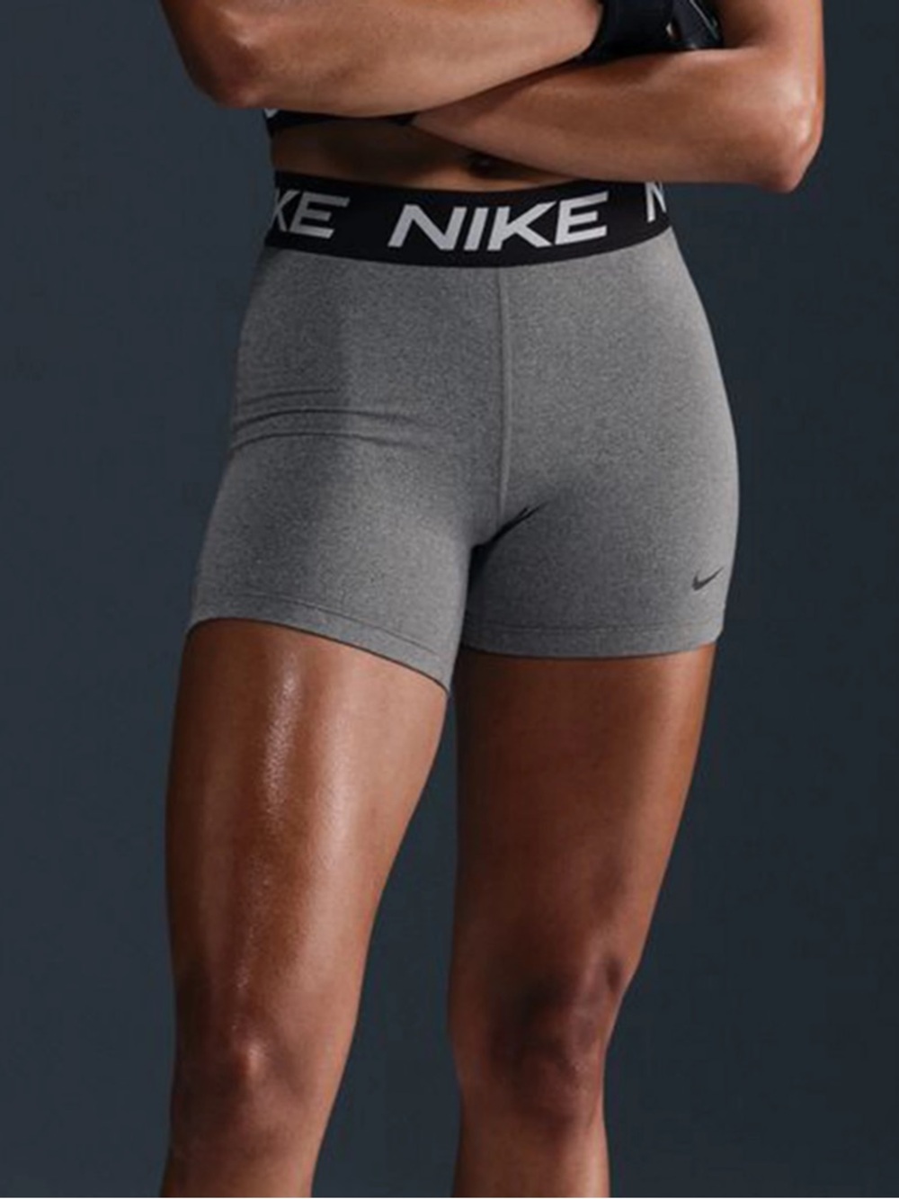 Women's Nike Victory Mid-Rise 5-Inch Shorts